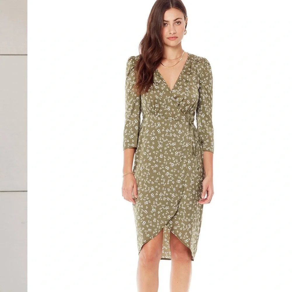 . Nwt! SALTWATER LUXE TAHOE WRAP DRESS